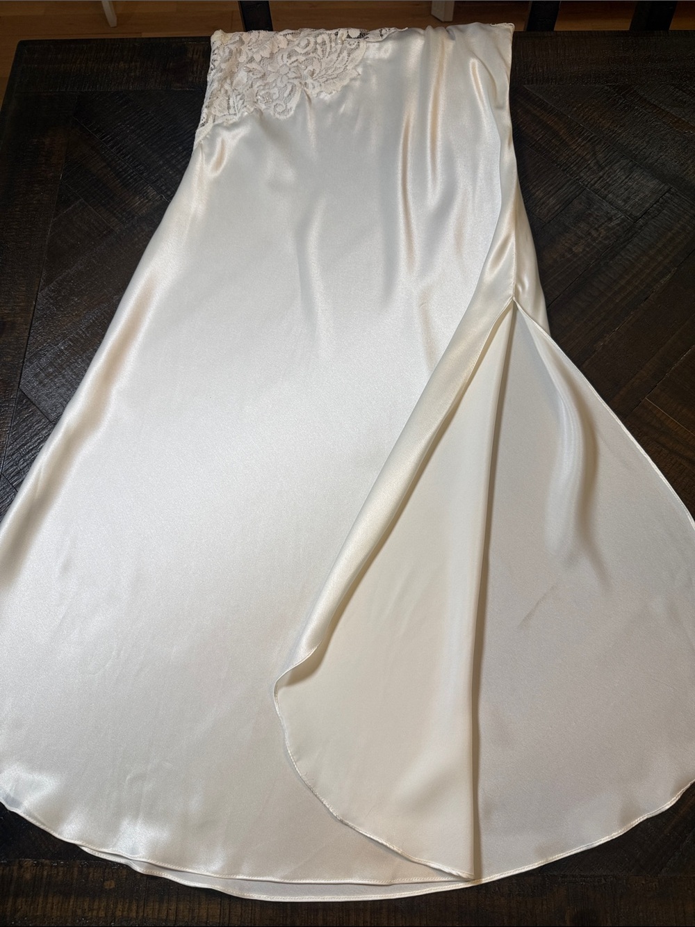 Vintage Victoria’s Secret Gold Label Ivory Lace Maxi Slip Dress Bridal - Picture 9 of 10